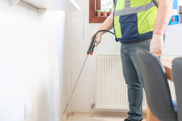 Best Wasp Removal Services  in Sharonville, OH